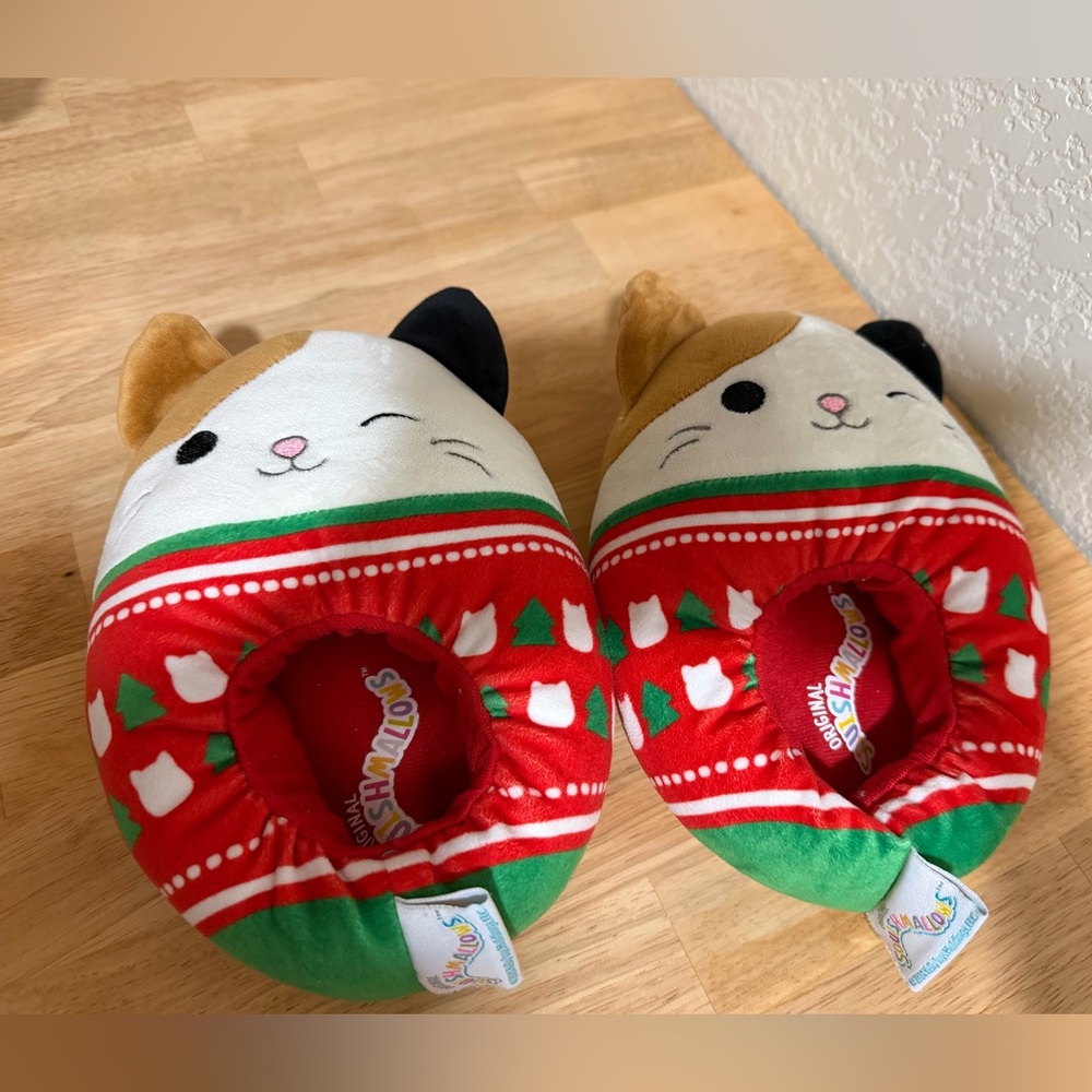 Squishmallows‎ Cat Plush Slippers